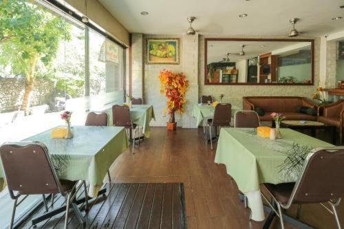 Tuban Torres Accommodation Kuta  Exterior photo