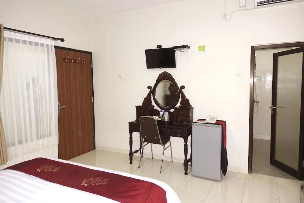 Tuban Torres Accommodation Kuta  Exterior photo